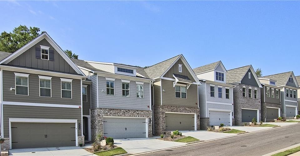 1st image of 1090 Lawanna Dr #4