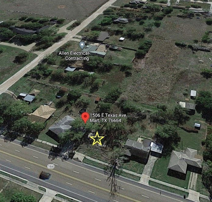 2nd image of 1506 E Texas Ave