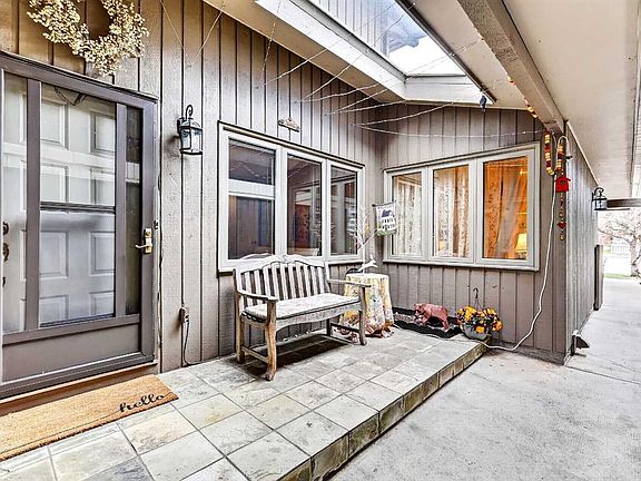 4th image of 860 W Midridge Dr SE #832