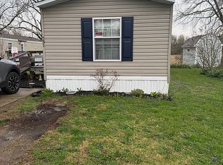 136 Jackson St #16, Hope, IN