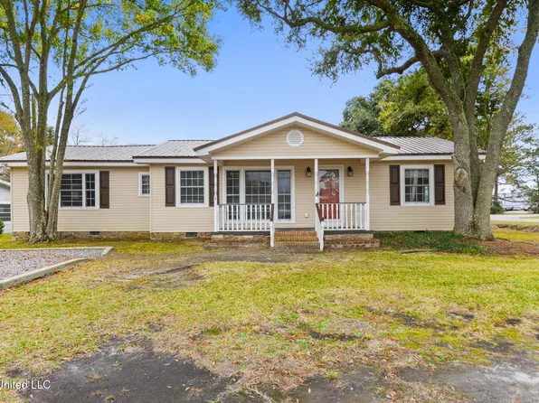 317 42nd St, Gulfport, MS 39507