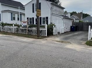 21 Logan St, Warwick, RI 02889