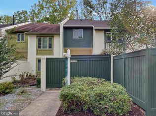 1545 Inlet Ct, Reston, VA 20190