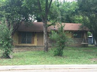303 Oakdale Dr, San Marcos, TX 78666