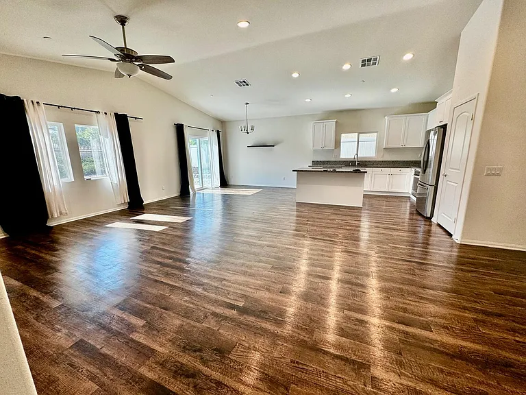 29803 Western Star Dr — Photo 23