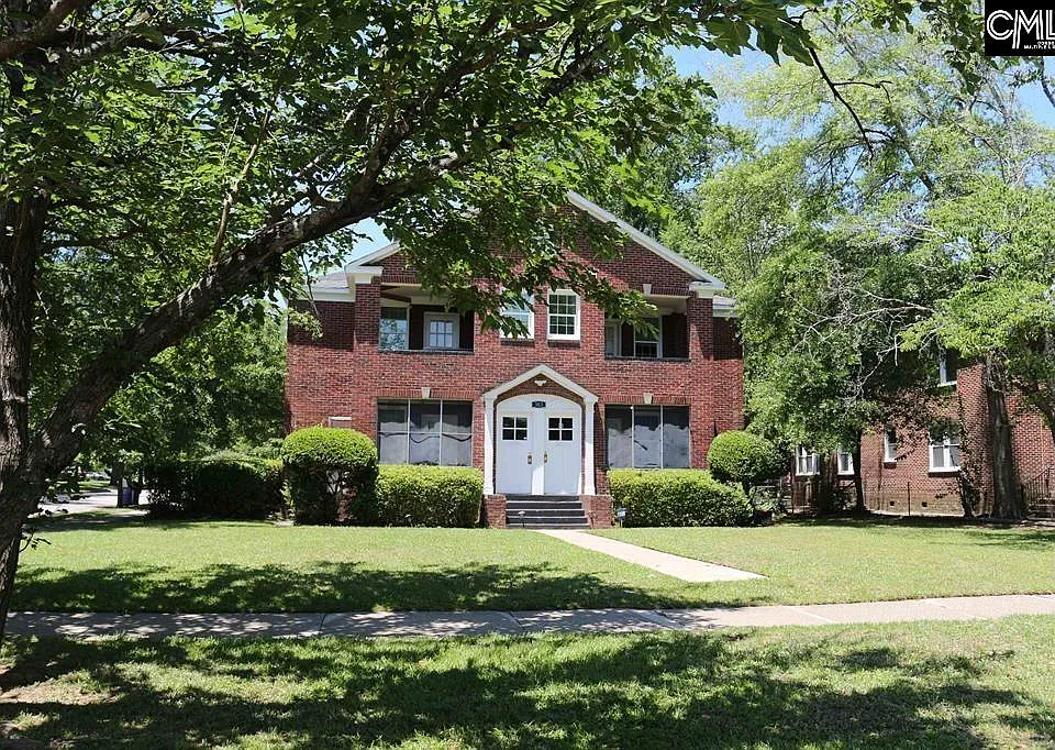 303 King St