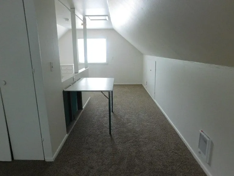 800 Rosemont Ave NW — Photo 14
