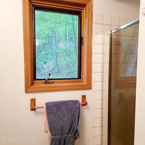 5th image of 1083 Westkill Road
