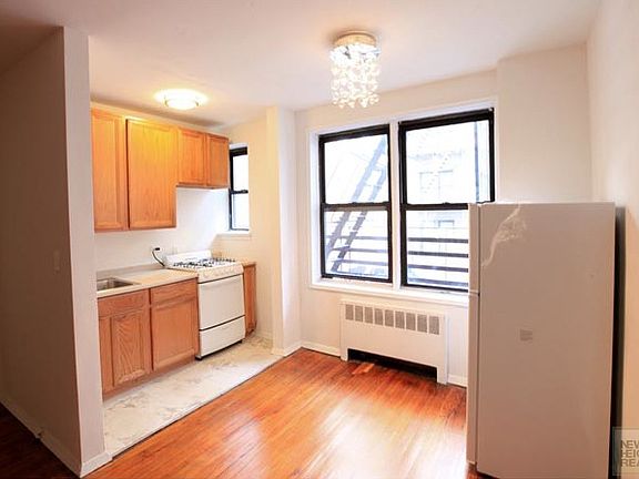 4th image of 675 Academy St APT 2H