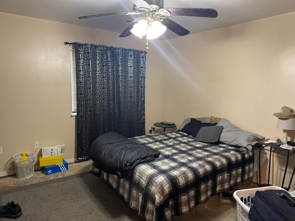 2952 Nantuckett Ave, North Charleston, SC 29420