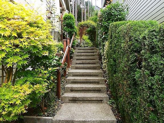 2nd image of 4819 70th Avenue Ct W