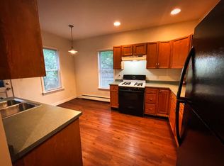 549-551 S Willard St, Burlington, VT 05401