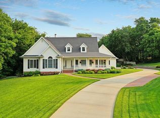 815 W 31st St, Kearney, NE 68845