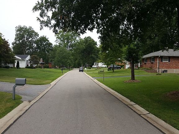 5th image of 11822 Bayberry Ln