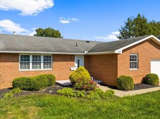 107 34th St, Vienna, WV 26105