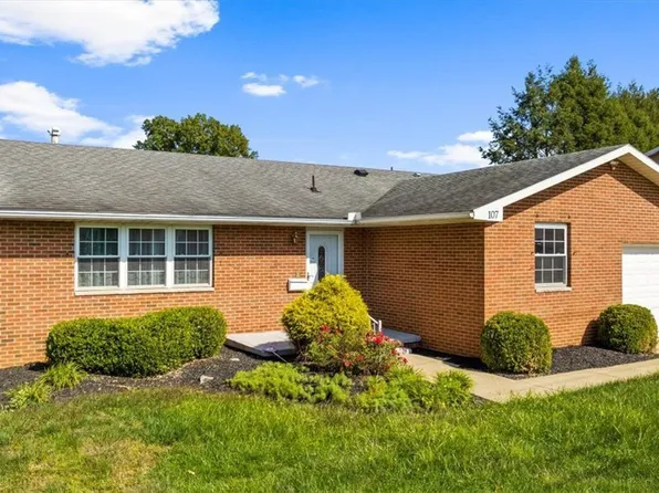 107 34th St, Vienna, WV 26105