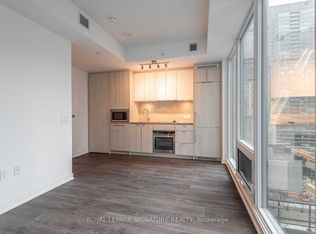 115 Blue Jays Way #4810, Toronto, ON M5V 0N4