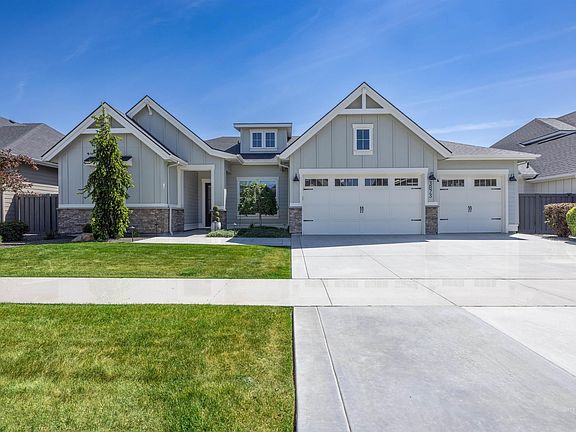 3rd image of 3873 E Mardia St