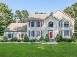 517 West St, Guilford, CT 06437