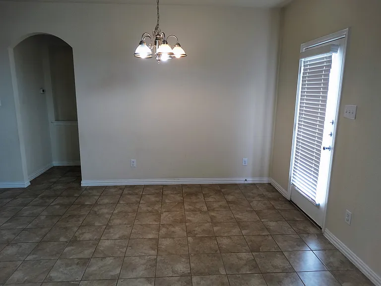 11897 Lampwick Ln — Photo 4