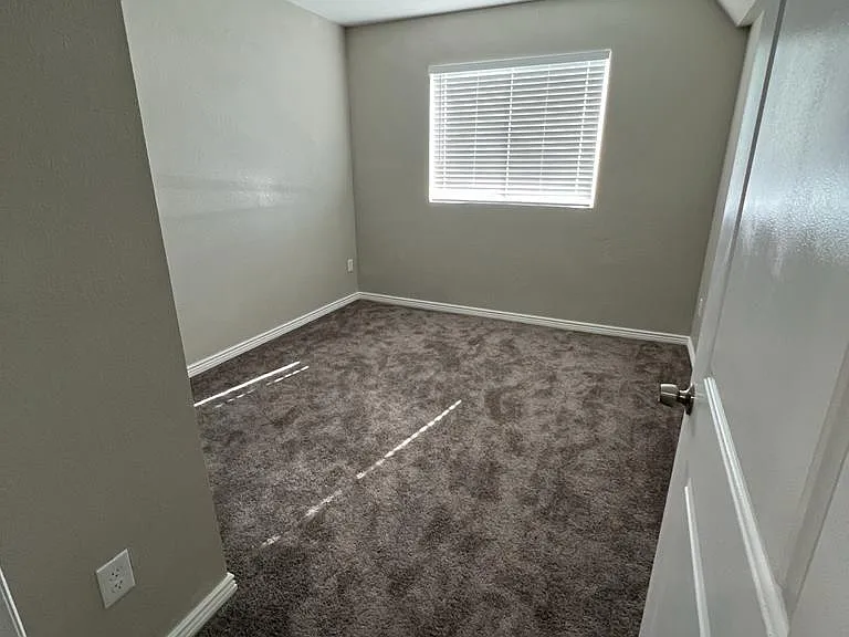 8962 Birch Run Dr — Photo 25