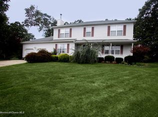 9 Katie Ct, Lakewood, NJ 08701
