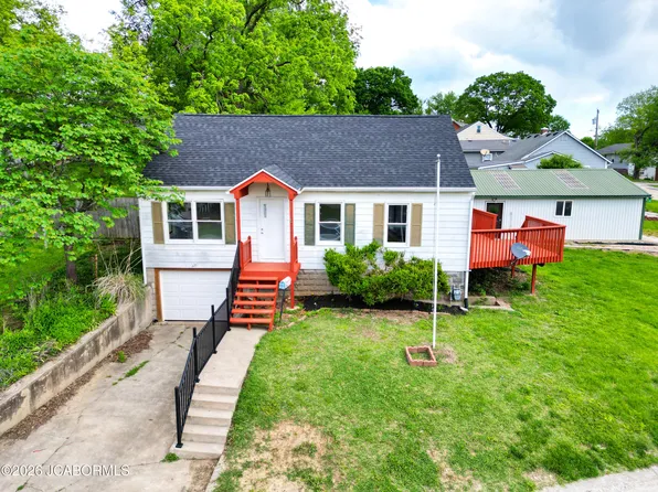 1125 Reams Rd, Boonville, MO 65233