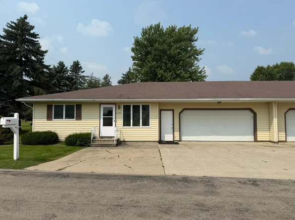 1432 Regency Ln, Albert Lea, MN 56007