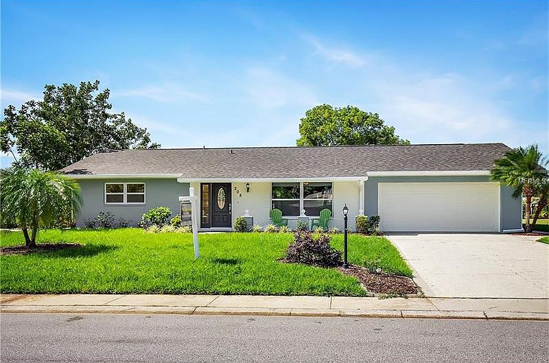 1st image of 208 Amesbury Cir