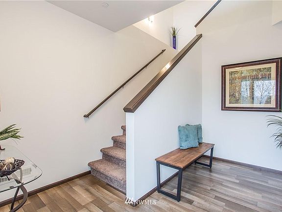 Entry way