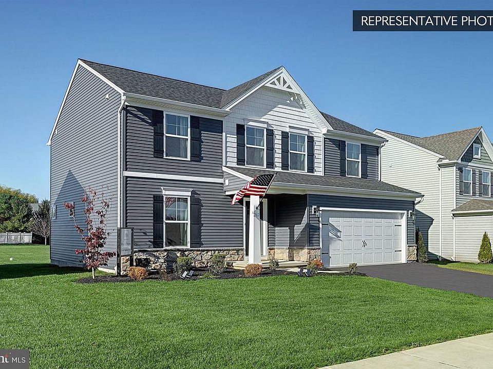 1st image of Venisa Dr Lot 17