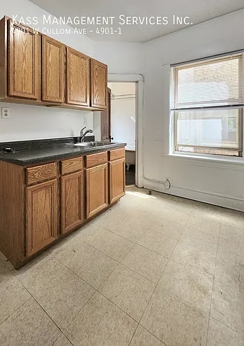 4901 W Cullom Ave #1 Photo 1