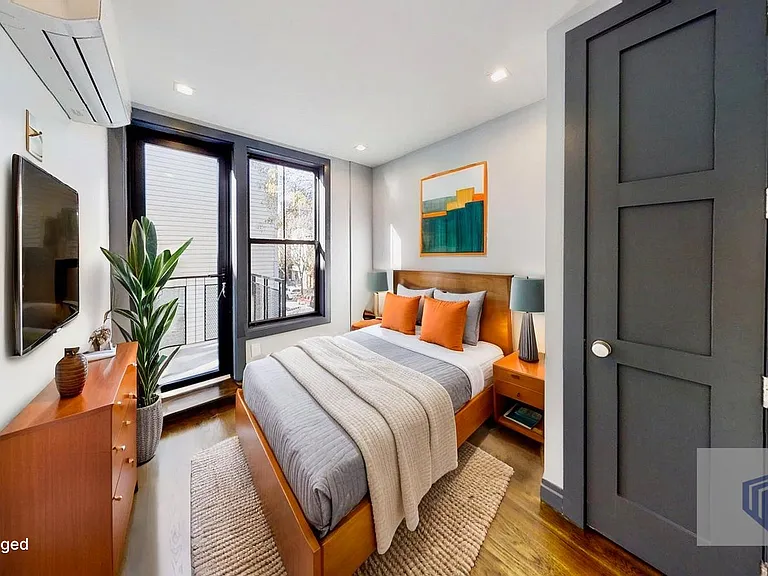 119 Kent Ave #2 — Photo 8