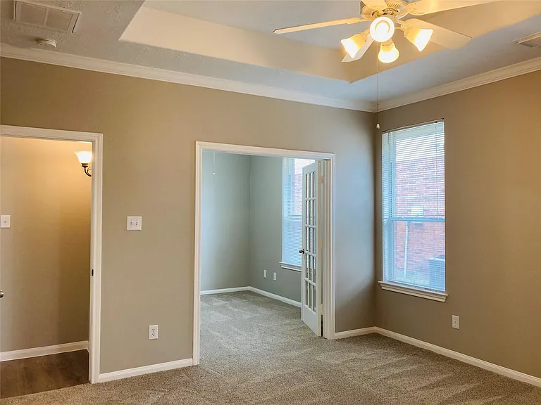 18215 Linden Forest Ln — Photo 10