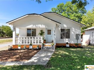 896 N Union Ave, New Braunfels, TX 78130