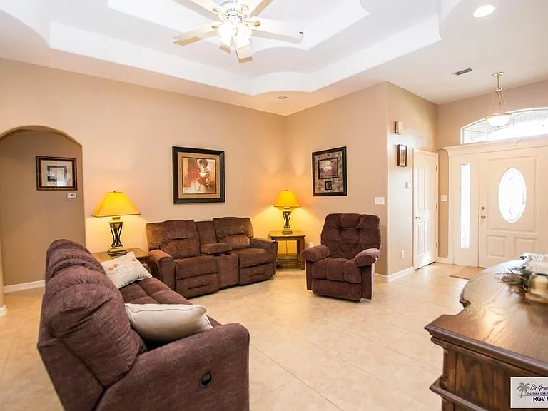 2709 W Mark Cir — Photo 4