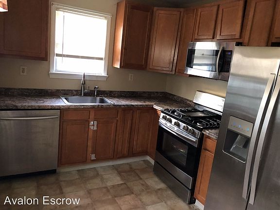2nd image of 21830 Clifford Dr