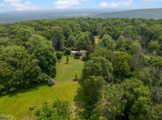 154 Stanton Mountain Rd, Lebanon, NJ 08833