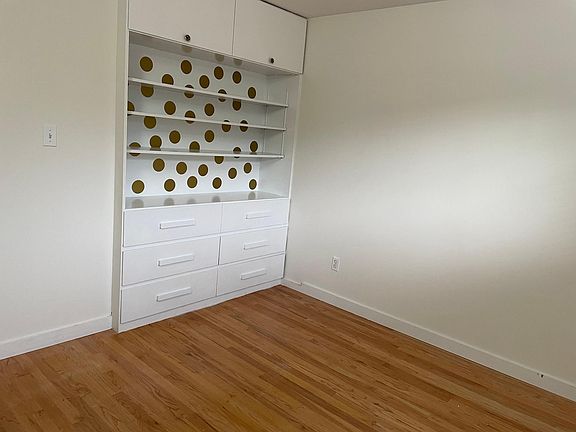 4th image of 20036 3rd Pl SW