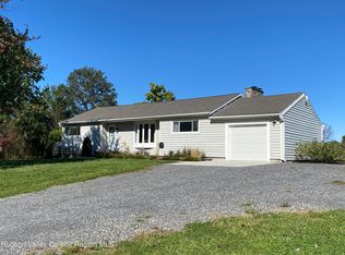 387 County Route 46, Stuyvesant, NY 12173