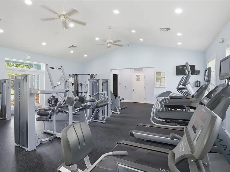 7254 Duxbury Ln — Photo 25