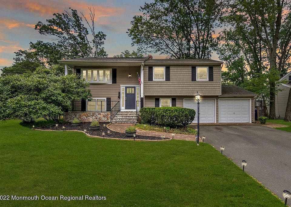 74 Oak Ridge Parkway, Toms River, NJ 08755 Zillow