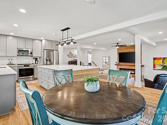 5th image of 16137 Tana Tea Cir