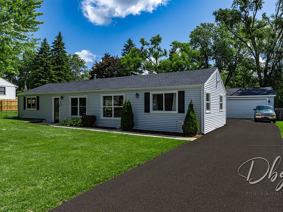1st image of 249 Bridgewood Dr