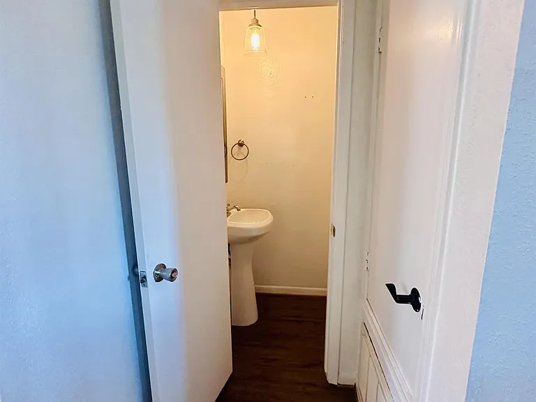 1413 Bonanza Rd #413 — Photo 9