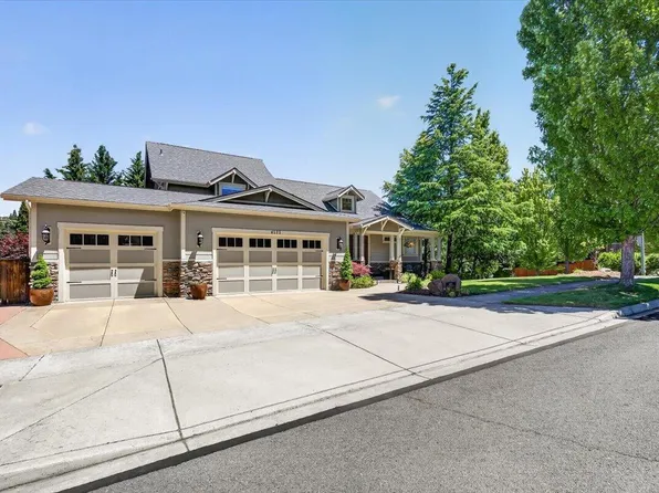 4575 Hathaway Dr, Medford, OR 97504