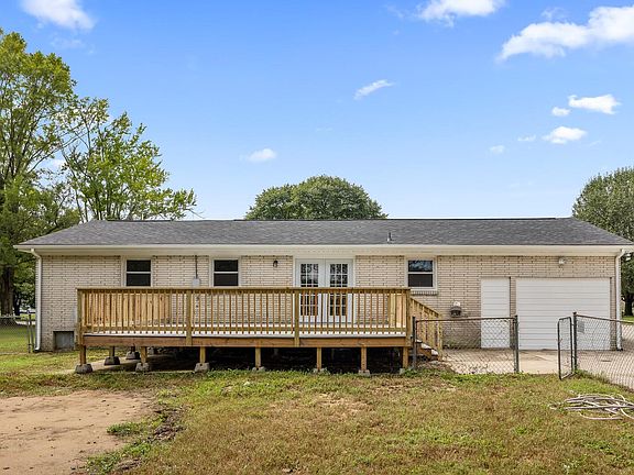 4th image of 116 Brooklawn Dr