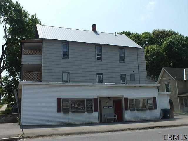 2nd image of 50 5th Ave