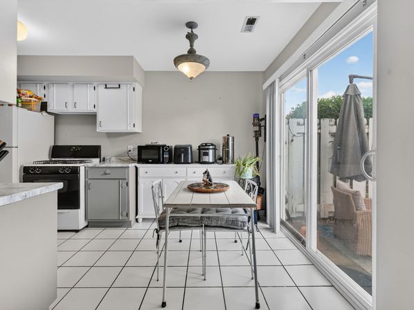 2303 Aster Dr #2303