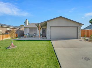 920 Busman Dr, Ripon, CA 95366